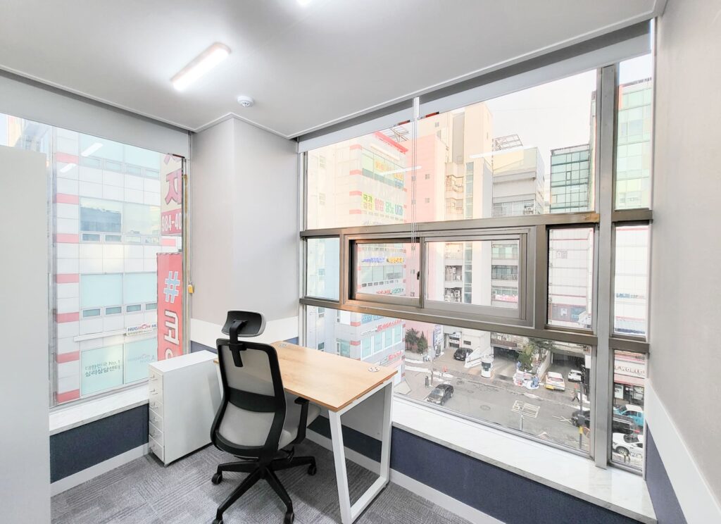 창가 1인사무실